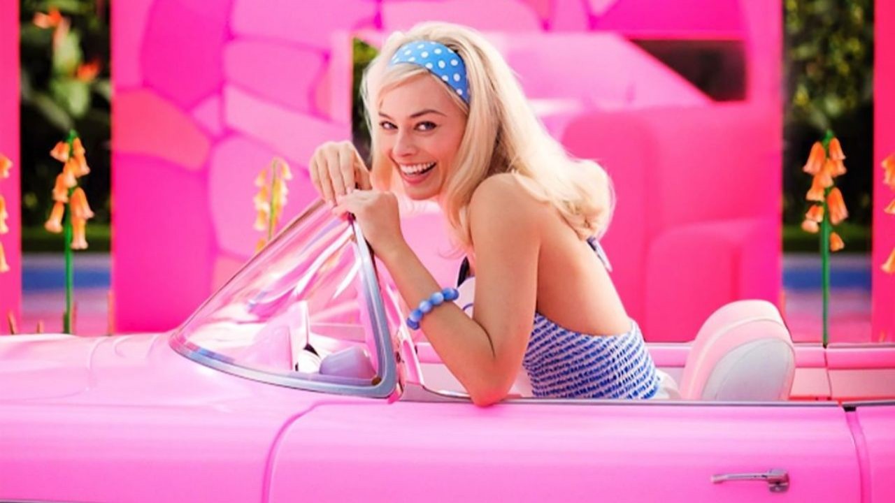 capa-margot-robbie-barbie-divulgacao-warner-bros_4596